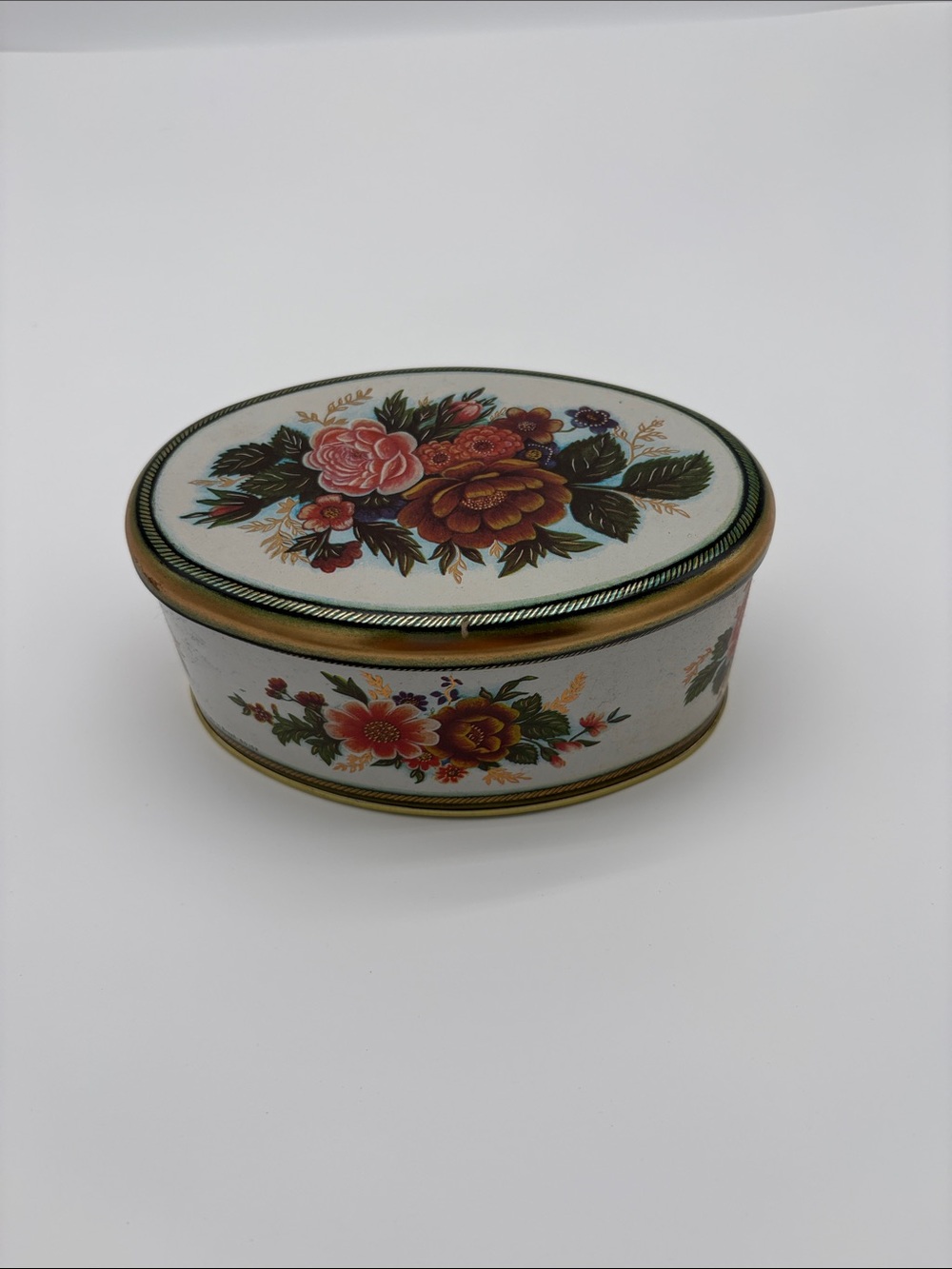 Vintage Meister White Floral Oval Tin Made in Brasil BLEMISH